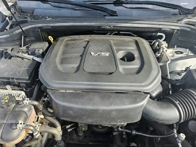 Used 2017 White Dodge SXT image 21