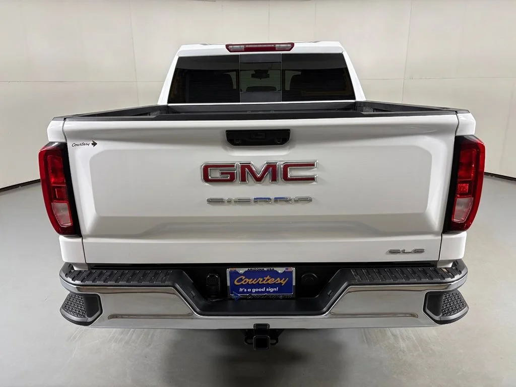 Certified Used 2026 Summit White GMC SLE image 8