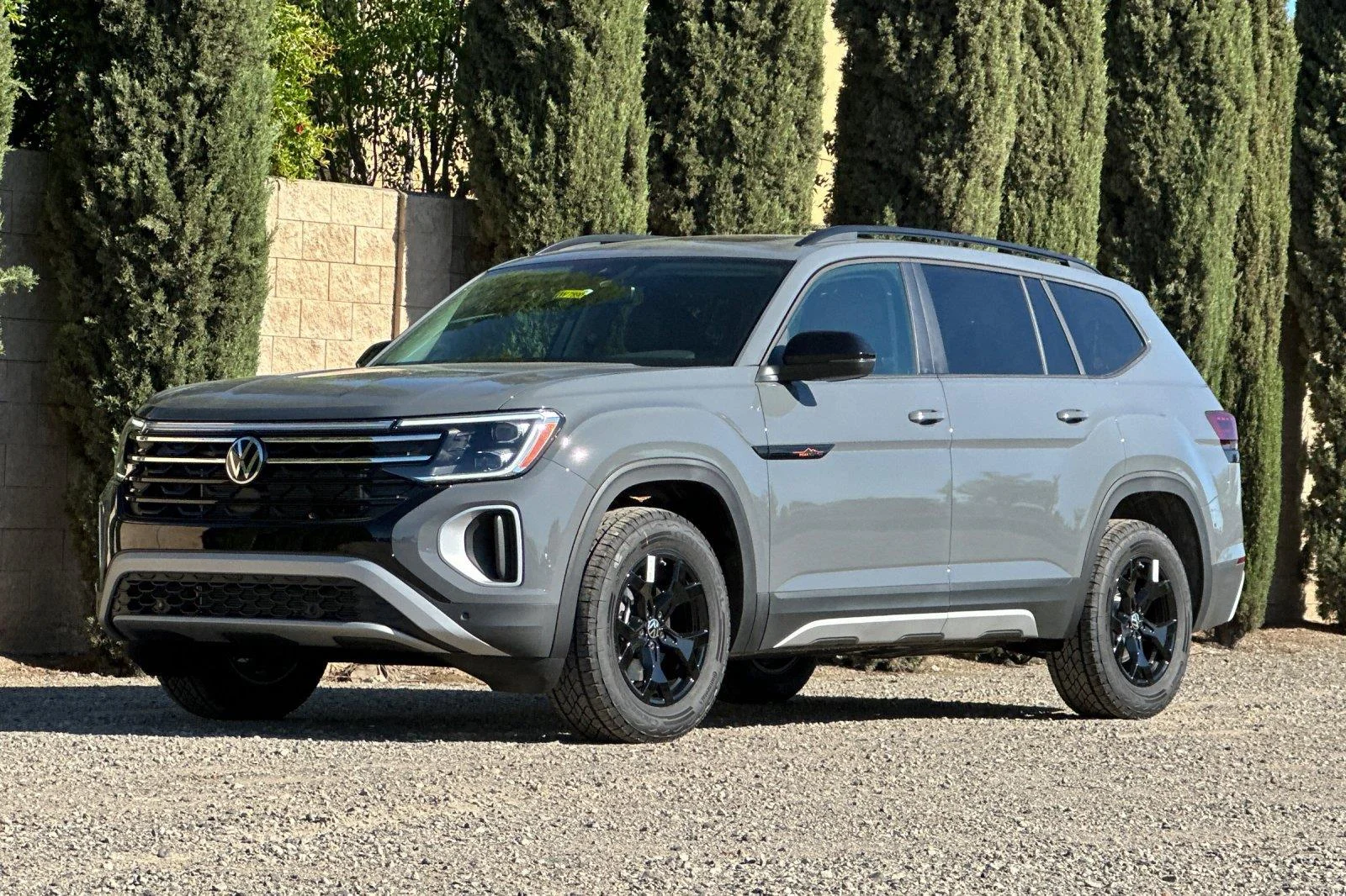 New 2026 Pure Gray Volkswagen 2.0T Peak Edition image 8