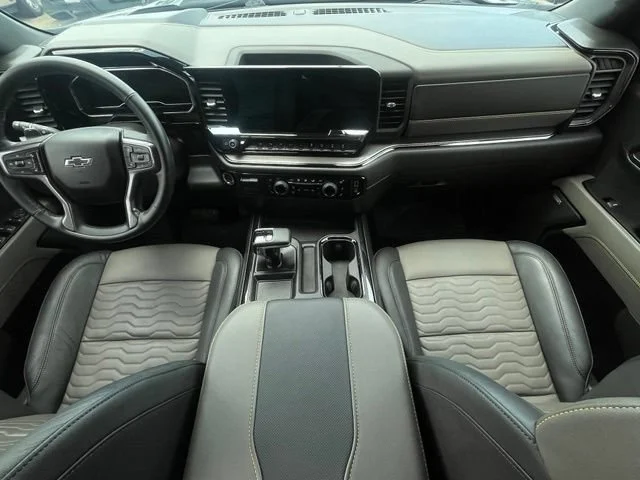 Used 2025 Black Chevrolet ZR2 image 16