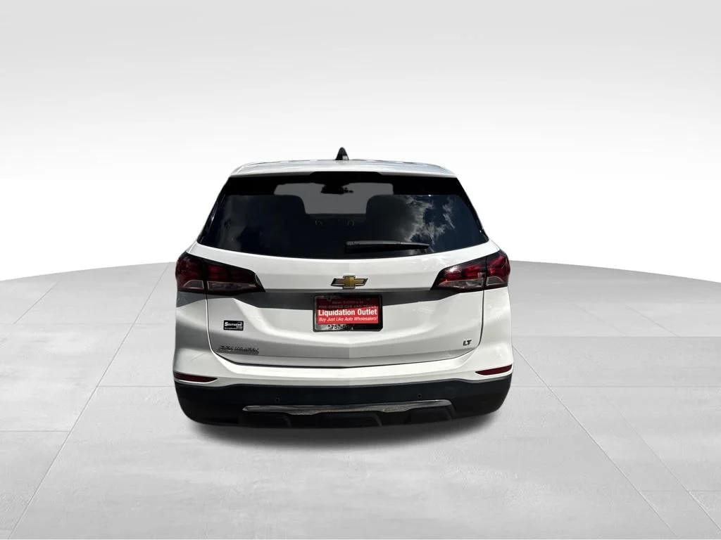 Used 2023 White Chevrolet LT image 14