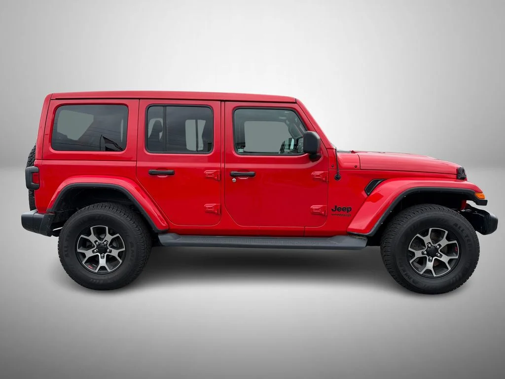 Used 2021 Red Jeep Unlimited Sahara Altitude image 5