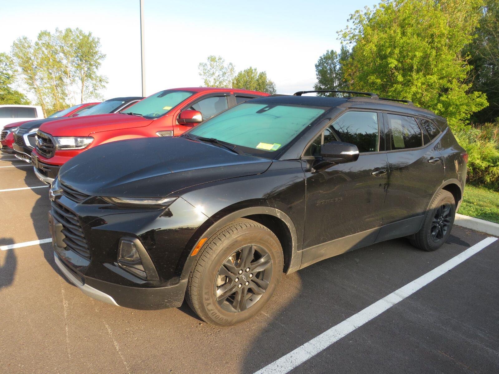 Used 2022 Black Chevrolet LT image 6
