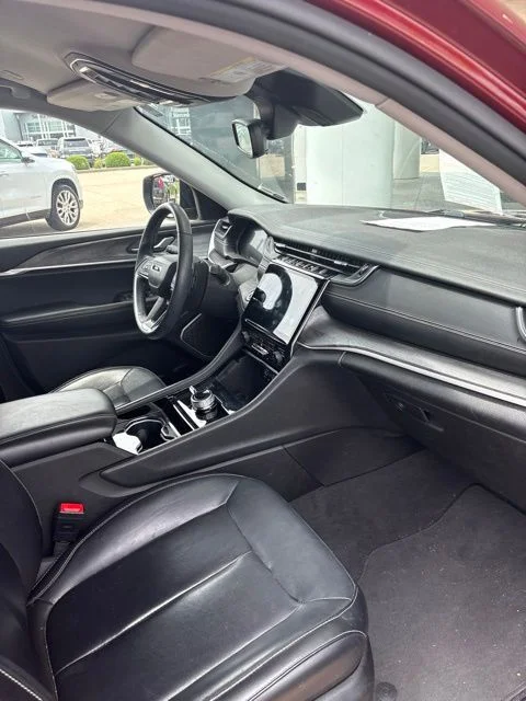 Used 2021 Red Jeep Limited image 3