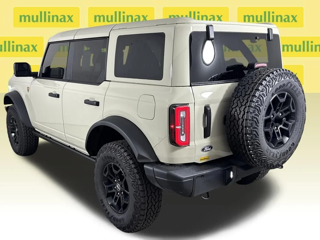 New 2026 Beige Ford Badlands image 4