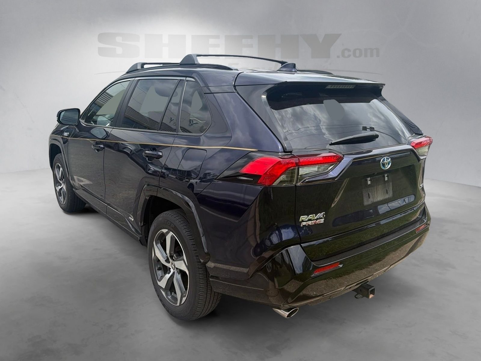 Used 2024  Toyota SE image 14