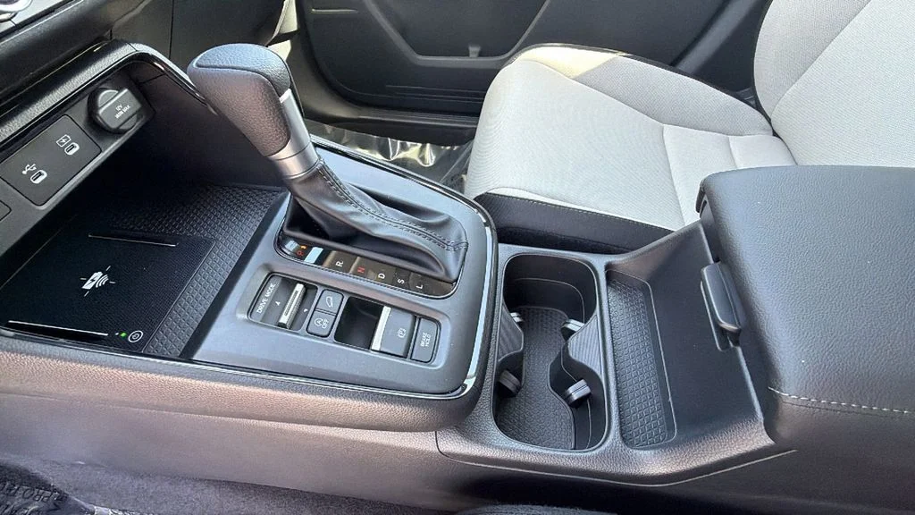 2026 Honda CR-V LX - Photo 16