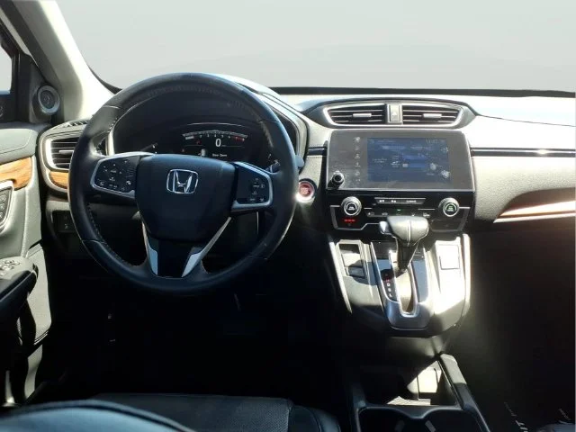 Used 2017 White Honda Touring image 10