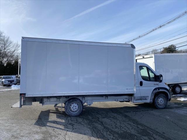 Used 2023 Bright White Clearcoat RAM  image 7