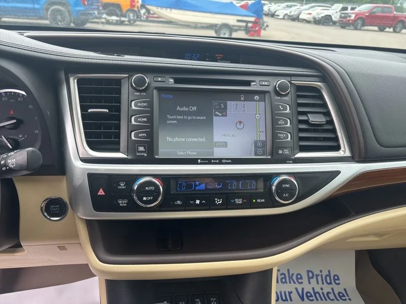 Used 2017 Brown Toyota Limited image 41