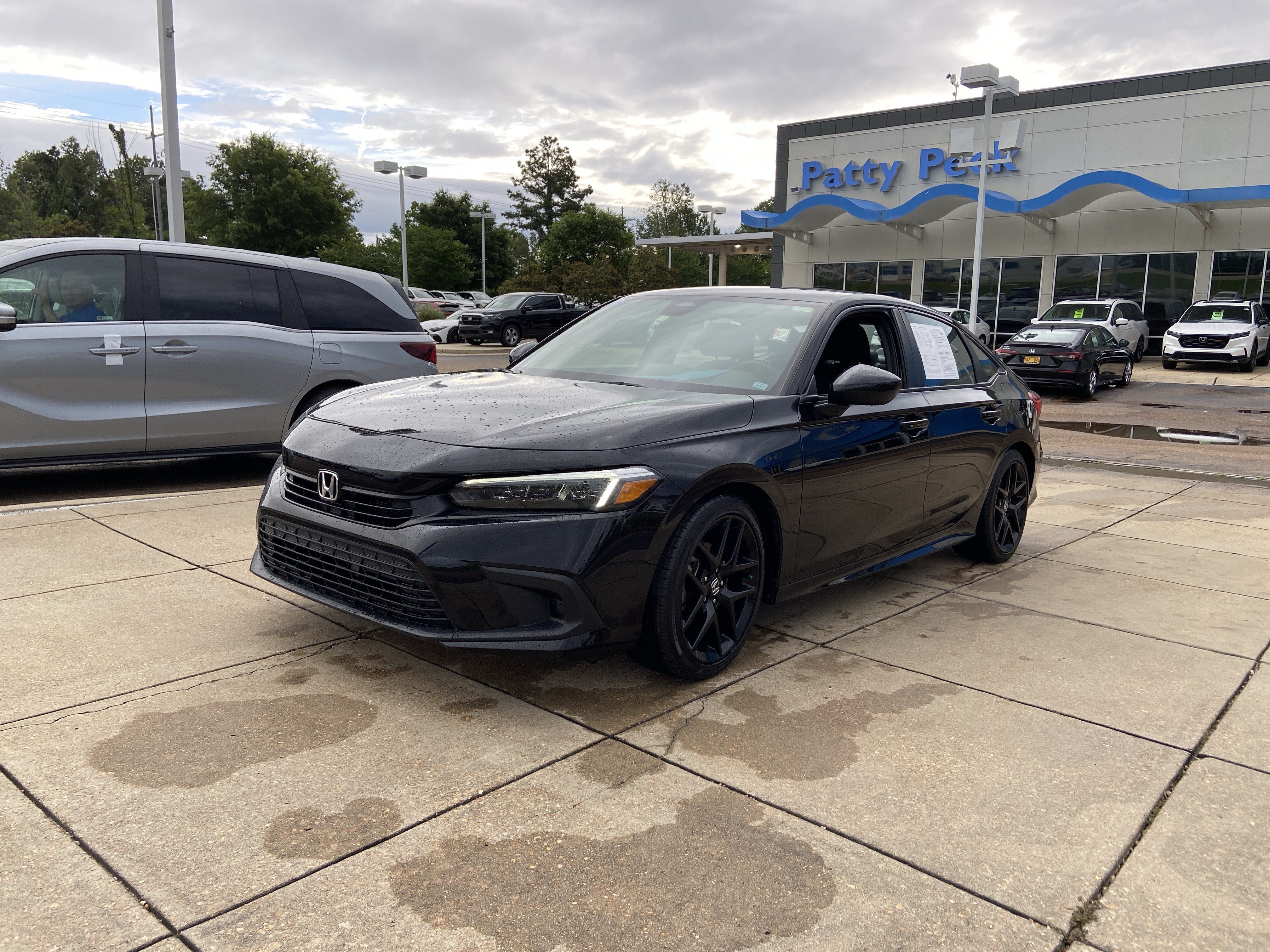 Used 2024 Crystal Black Pearl Honda Sport image 4