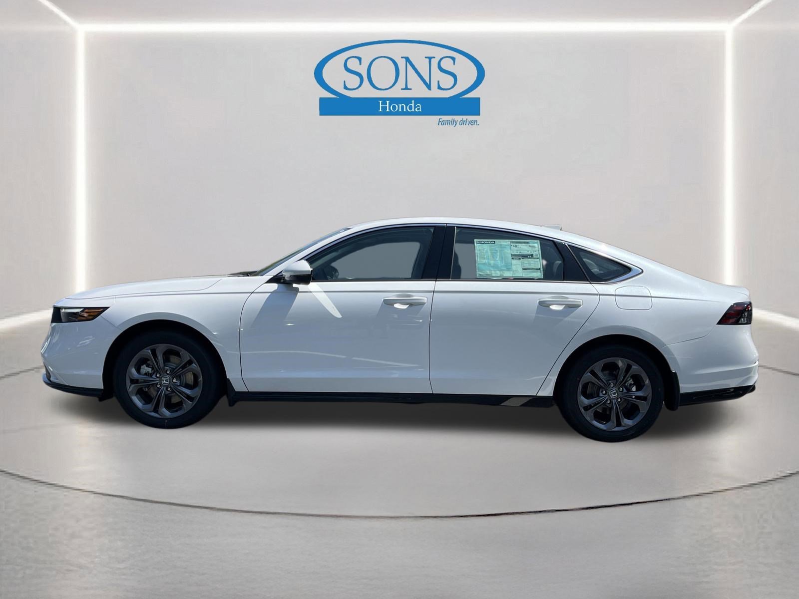 2025 Honda Accord Hybrid EX-L - Photo 25