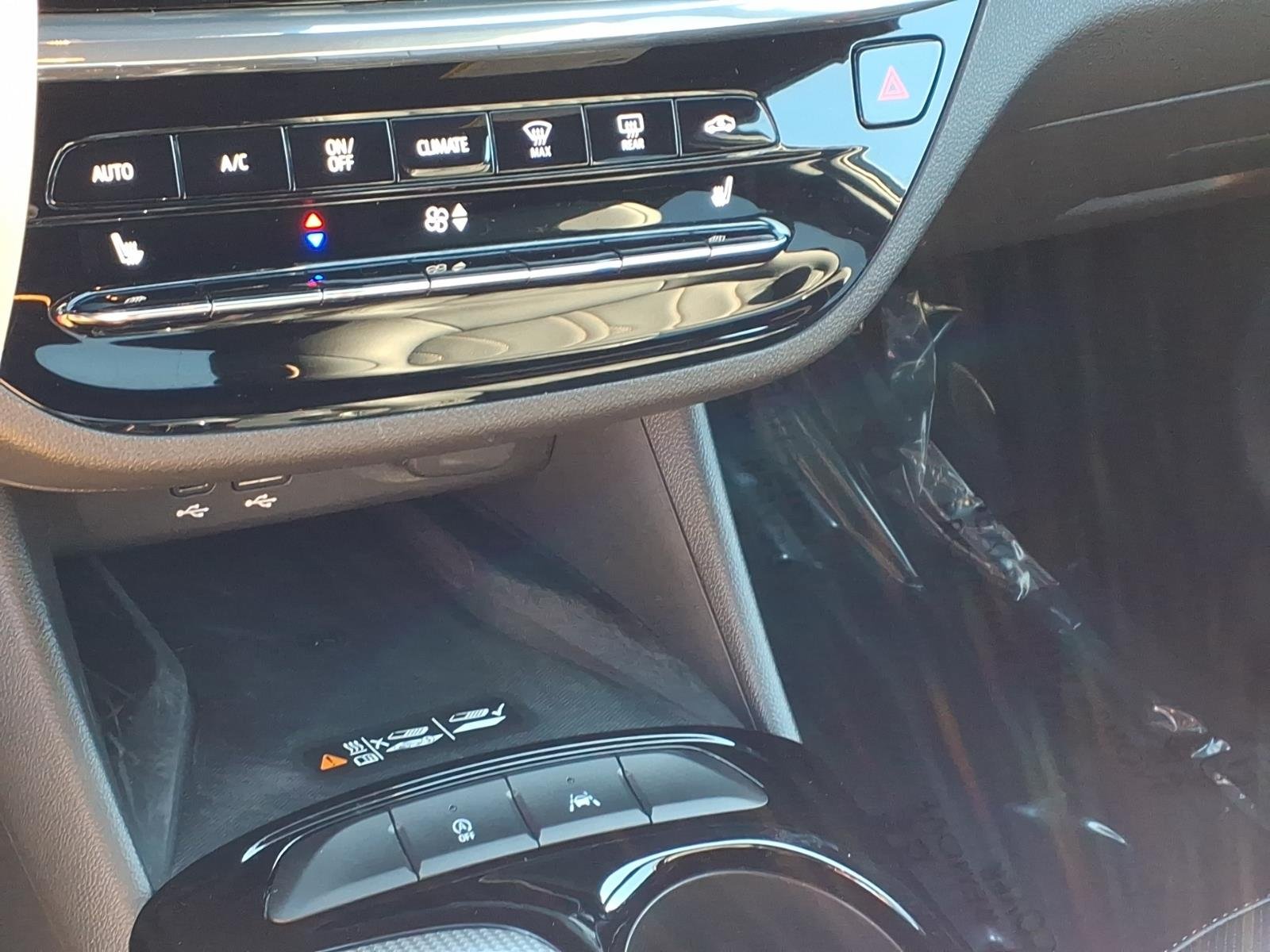 Used 2026 Moonstone Buick Avenir image 9