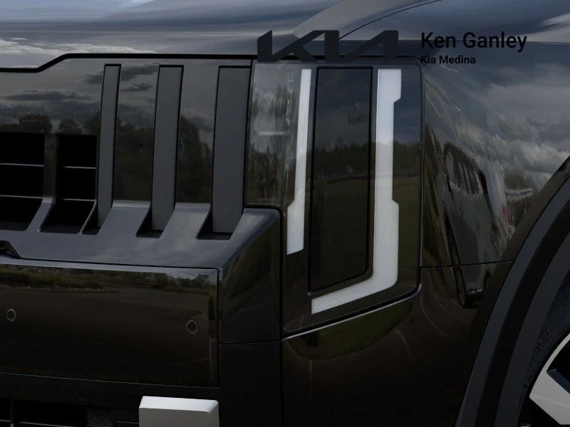 New 2027 Black Kia S image 10