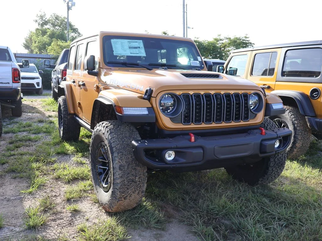 New 2026 Goldilocks Exterior Paint Jeep Rubicon image 10