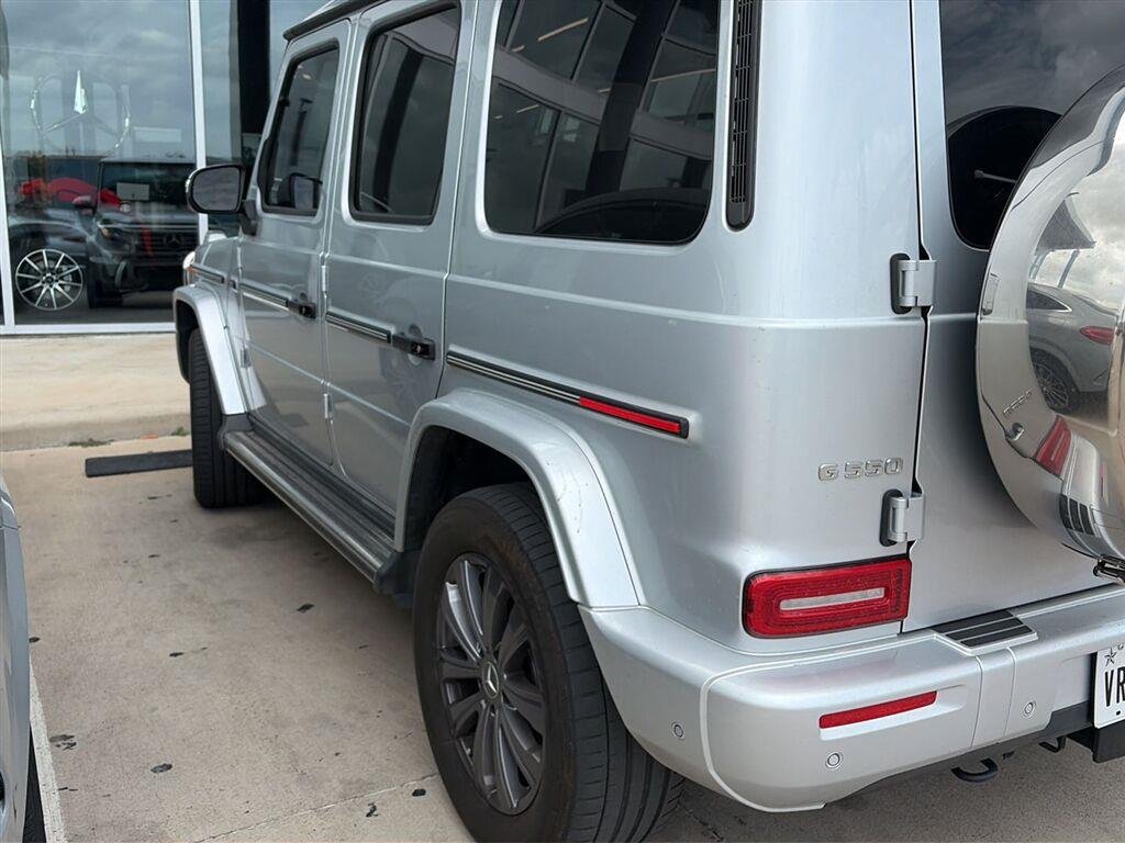 Used 2025 IRIDIUM SILVER MERCEDES-BENZ G 550 4MATIC® SUV image 4