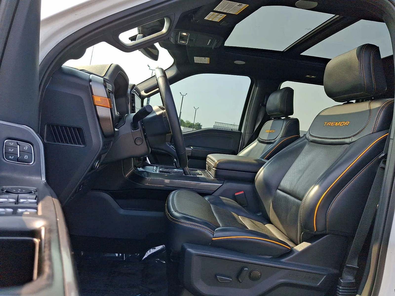 Used 2023 White Ford Tremor image 13