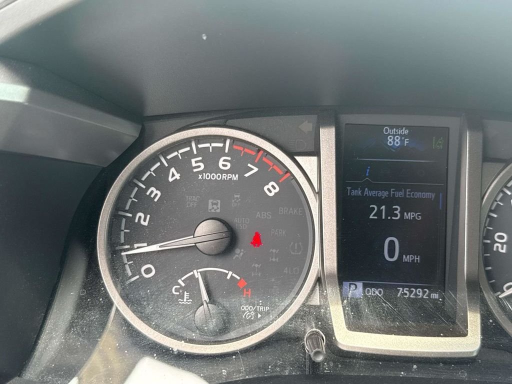 Used 2021 White Toyota SR5 image 24