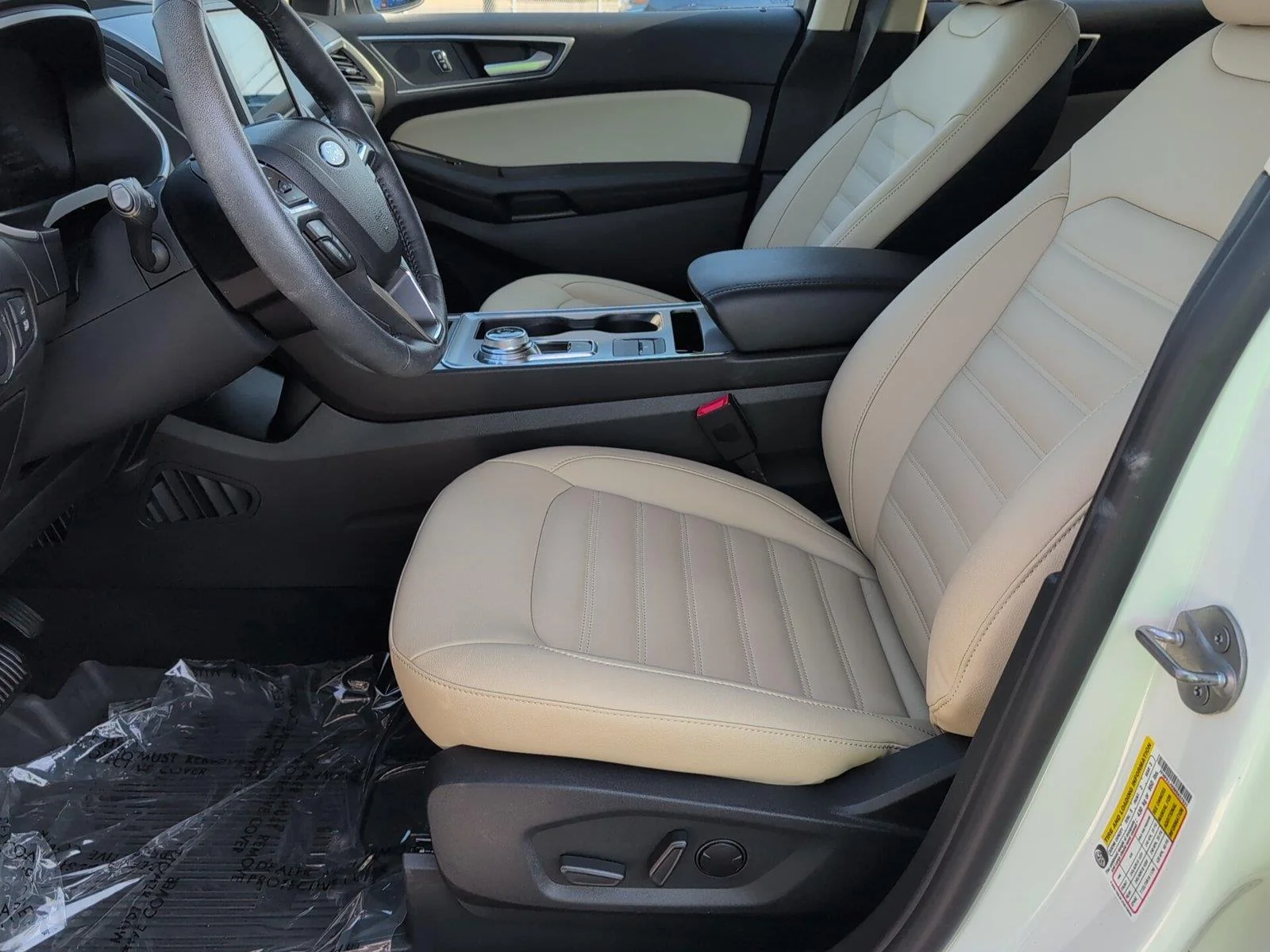 Used 2021 Star White Metallic Tri-Coat Ford SEL image 3