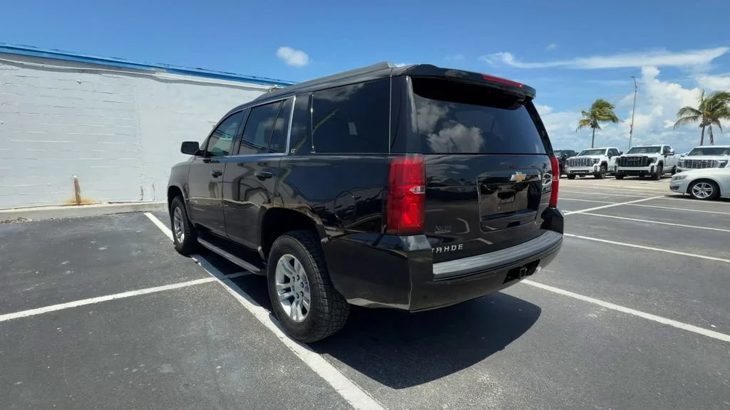 Used 2019 BLACK Chevrolet LT image 6
