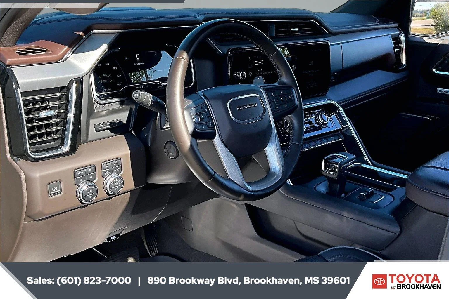 Used 2023 Sterling Metallic GMC Denali image 12