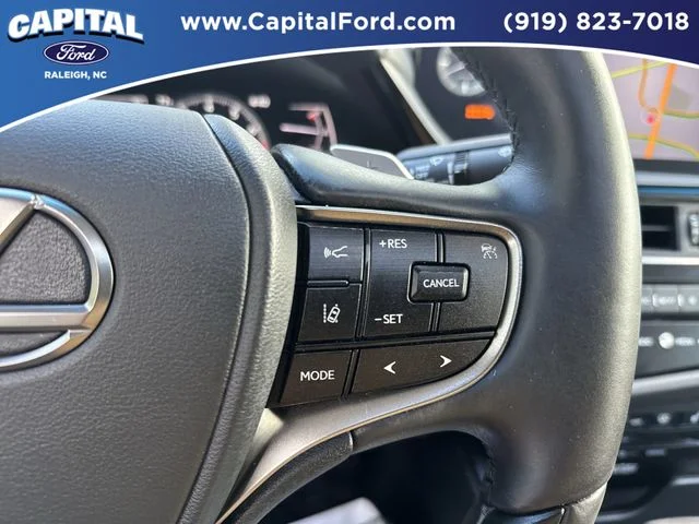 Used 2022 Beige Lexus 350 Ultra Luxury image 23