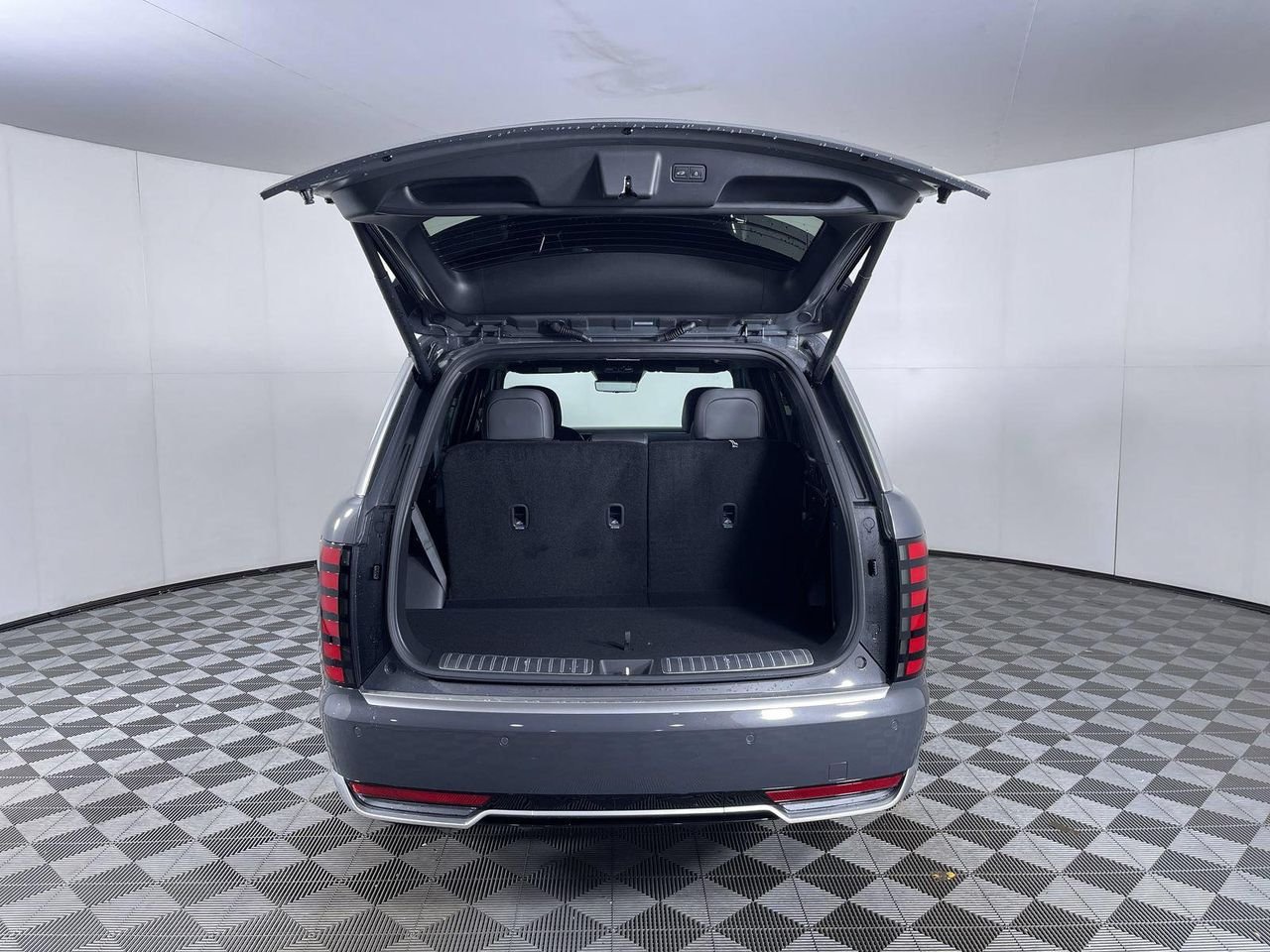 New 2026 Ecotronic Gray Pearl Hyundai Calligraphy AWD image 14