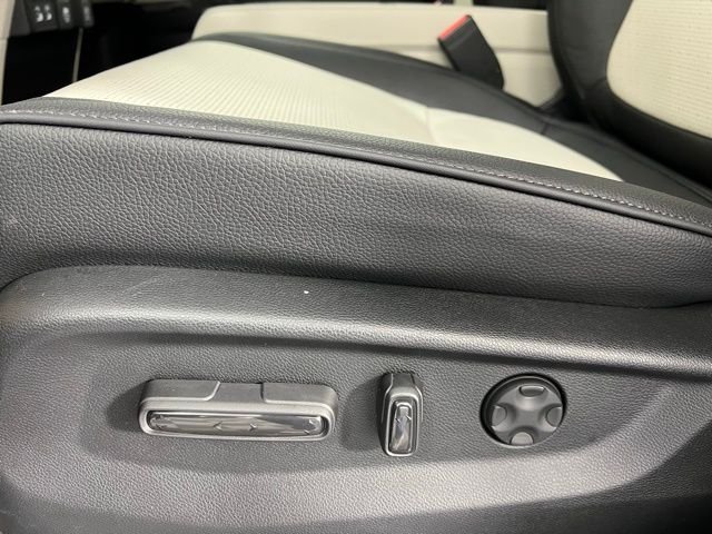 2026 Honda Odyssey Elite - Photo 15