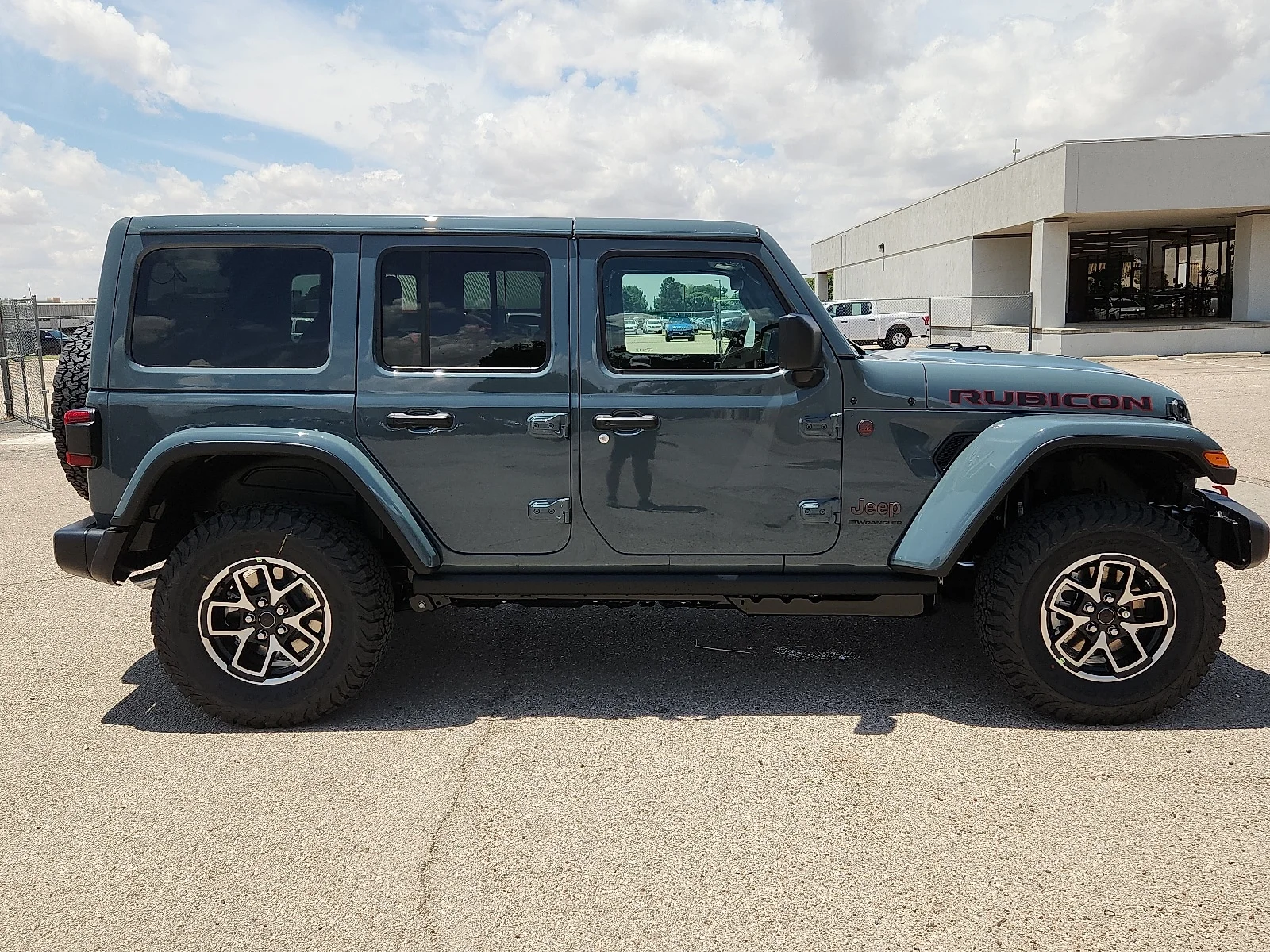 New 2026 Anvil Clear-Coat  Paint Jeep 4-DOOR RUBICON image 5