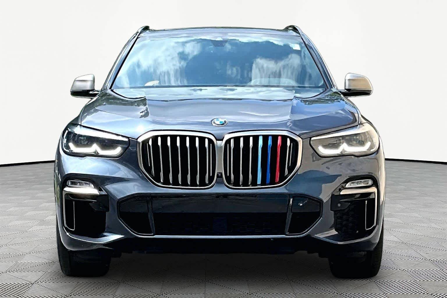 Used 2021 Arctic Gray Metallic BMW M50i image 4