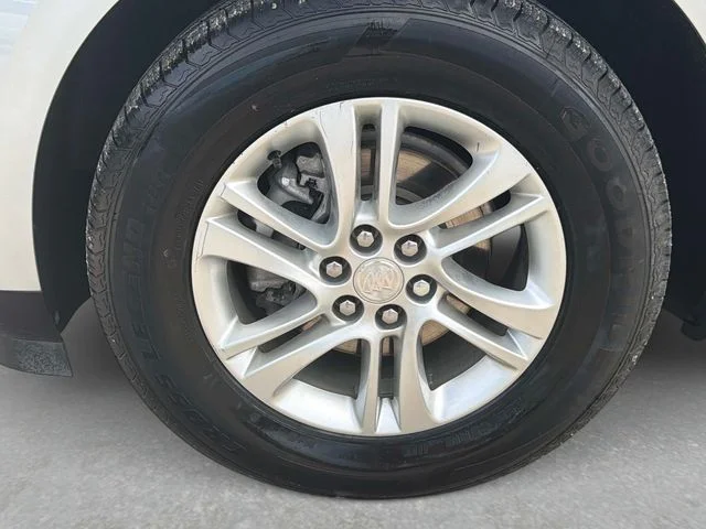 Used 2021 Silver Buick Essence image 11