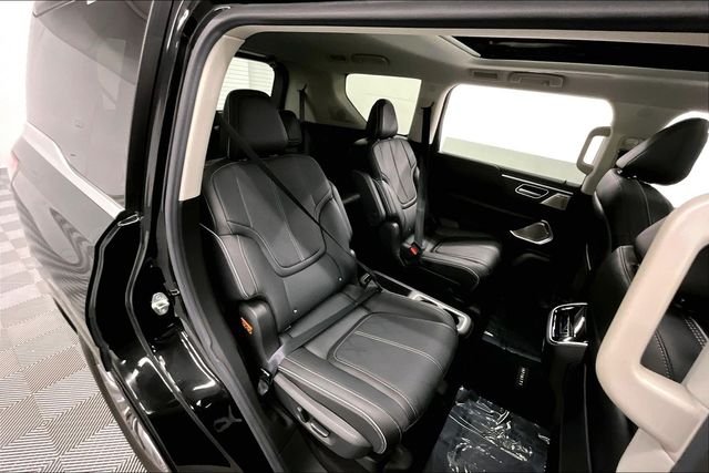 2025 INFINITI QX80 Sensory 4WD - Photo 26