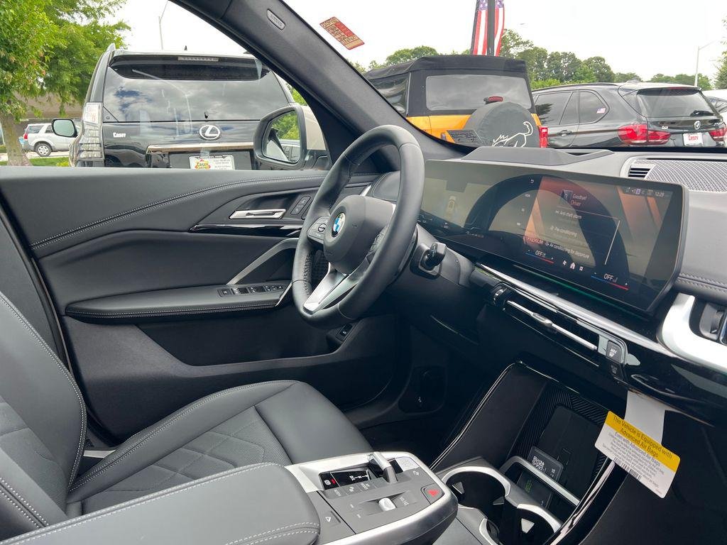 New 2026 Dune Grey Metallic BMW xDrive28i image 29