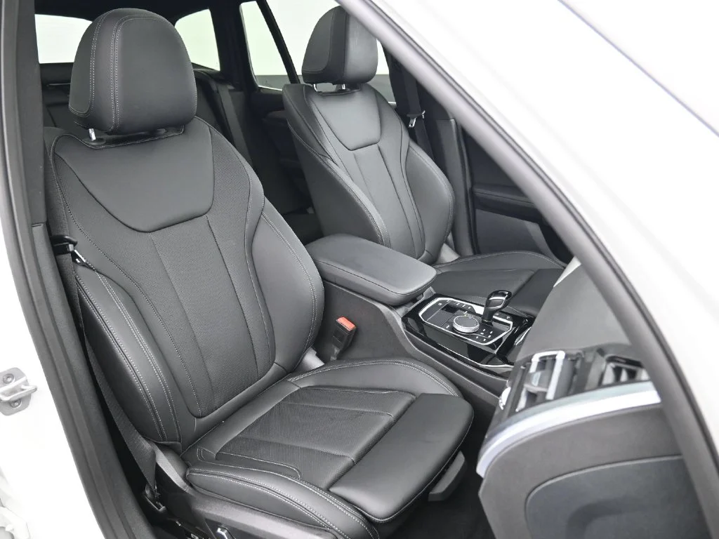 Certified Used 2024 White BMW sDrive30i image 14