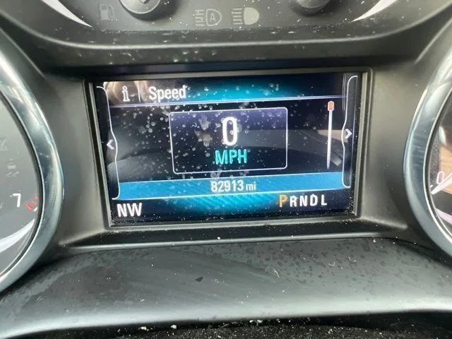 Used 2019 Brown Buick Essence image 31