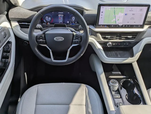 Certified Used 2025 Gray Metallic Ford Platinum image 16