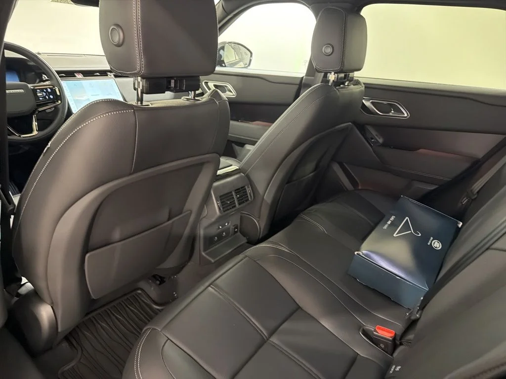 New 2026  Land Rover P250 Base image 21