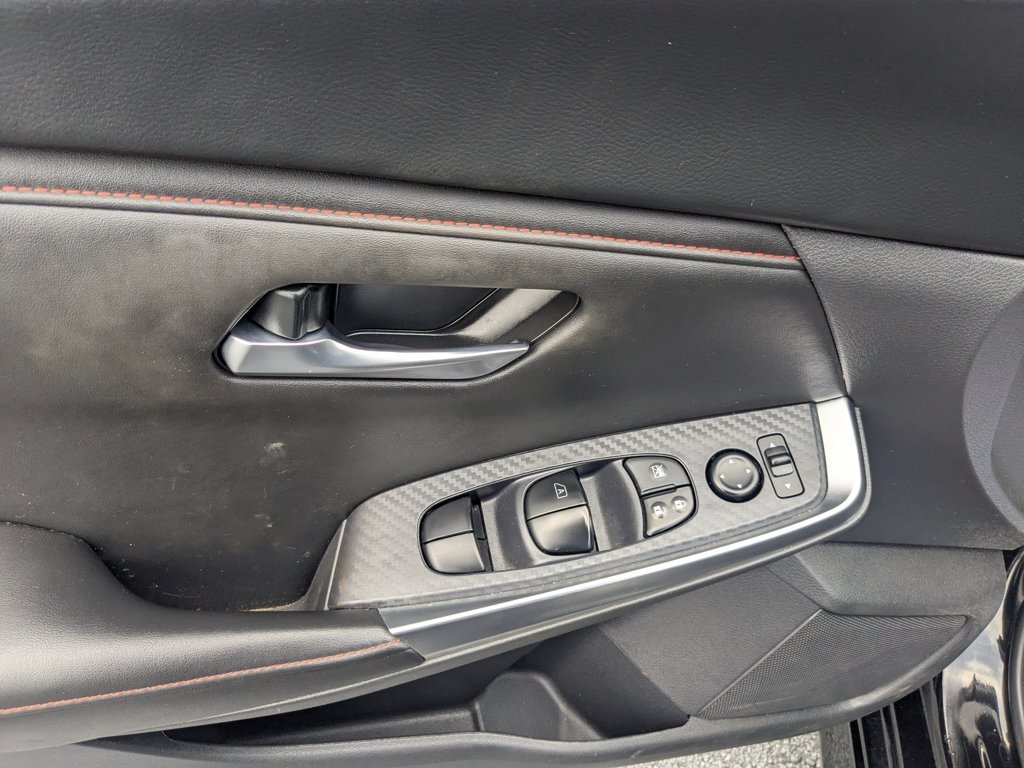 Used 2024 Super Black Nissan SR image 12
