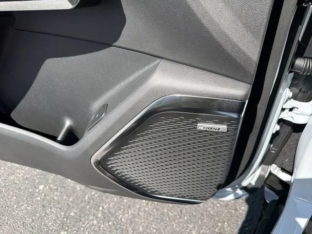 2026 GMC Acadia Denali - Photo 23