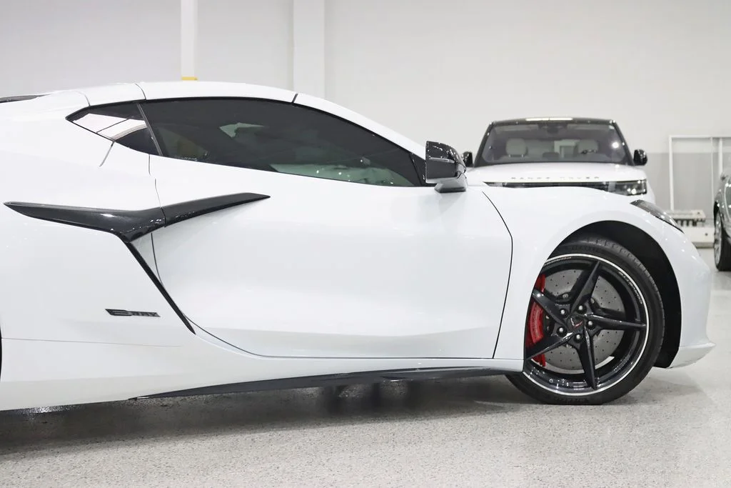 Used 2025 White Chevrolet E-Ray image 11