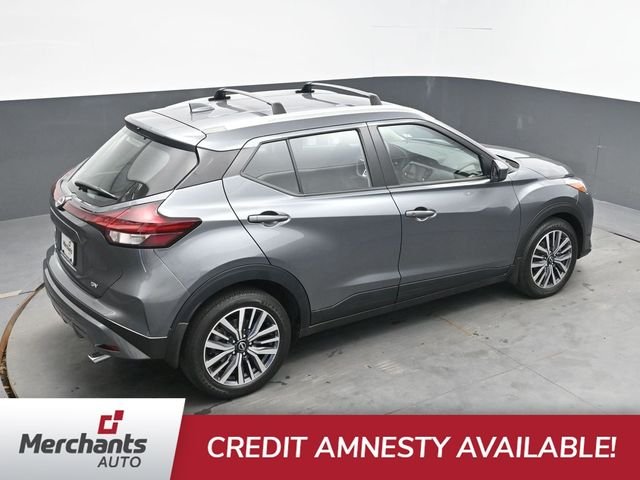 Used 2024 Gray Nissan SV image 28