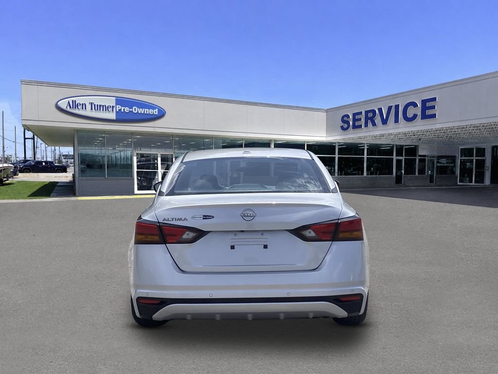 2025 Nissan Altima S - Photo 7