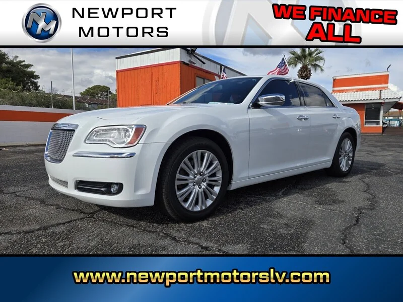 2012 Chrysler 300 Limited AWD's photo