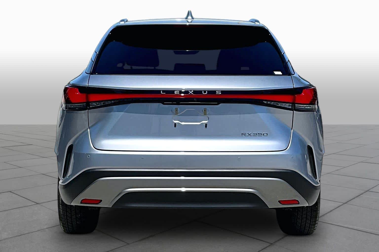 Used 2025 Iridium Lexus  image 5