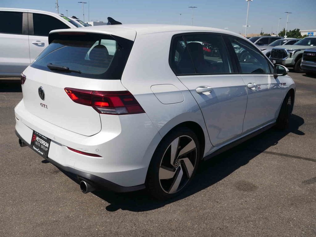 Used 2024  Volkswagen 2.0T S image 17