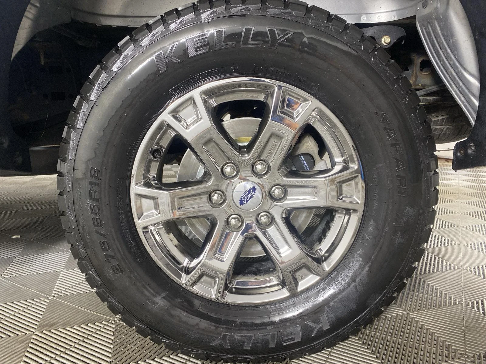 Used 2021 Iconic Silver Ford LARIAT image 9