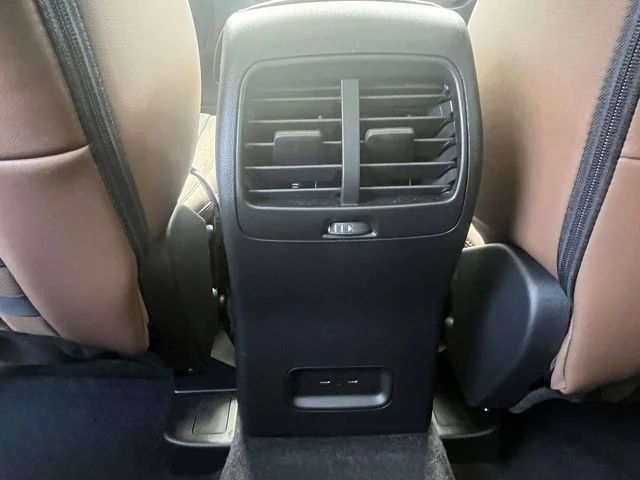 New 2026 Space White Metallic Ford Outer Banks image 5