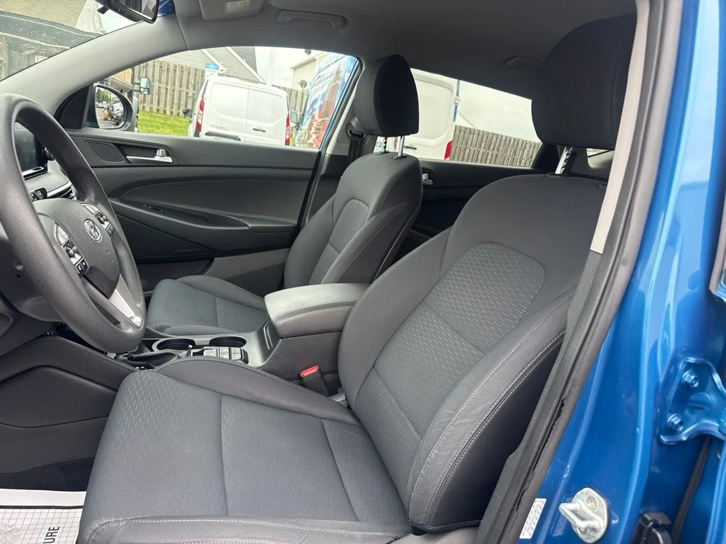 Used 2020 Aqua Blue Hyundai Value image 4