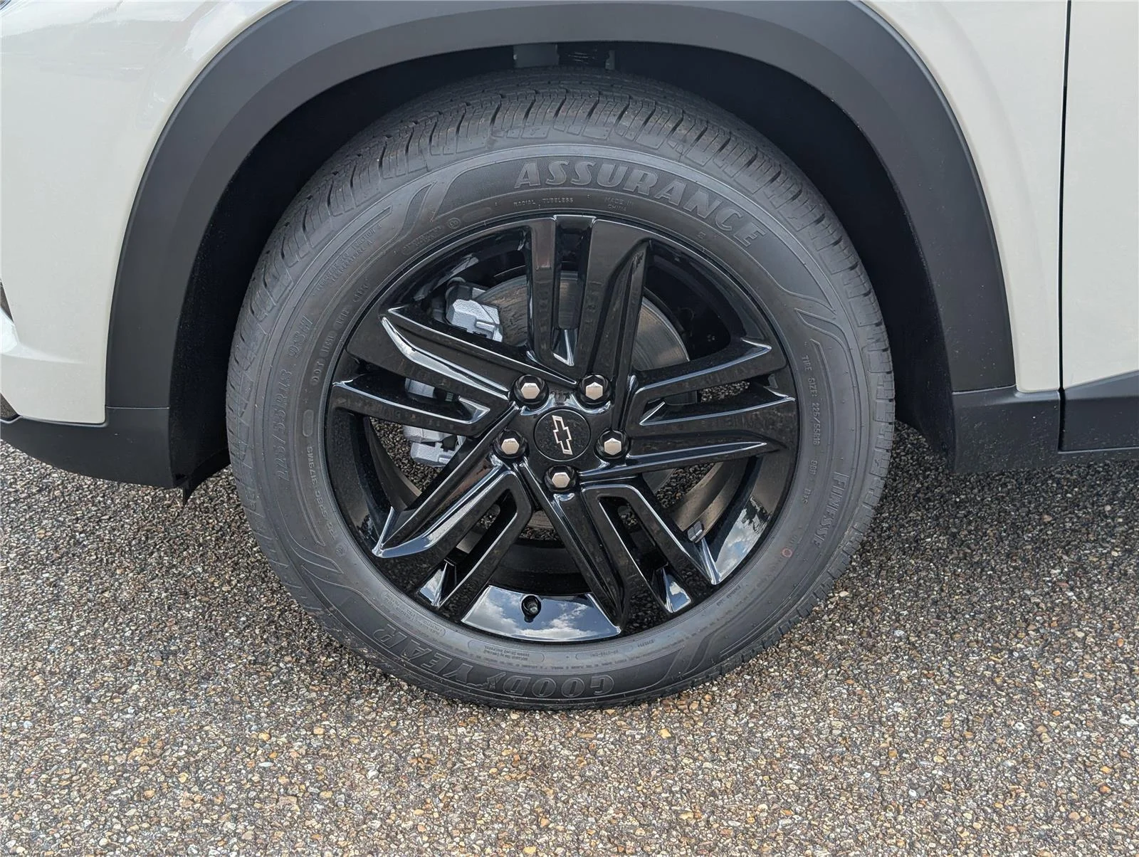New 2026 White Sands Chevrolet ACTIV image 9