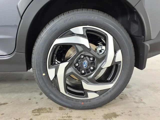 New 2026 MAGNETITE GRAY PEARL Subaru Limited Hybrid image 16